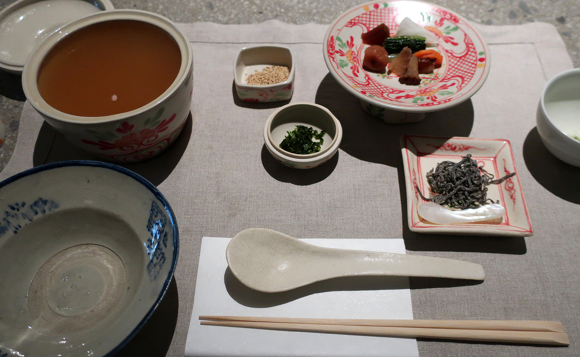 ザ・コンランショップ代官山　TEA BAR 聴景居