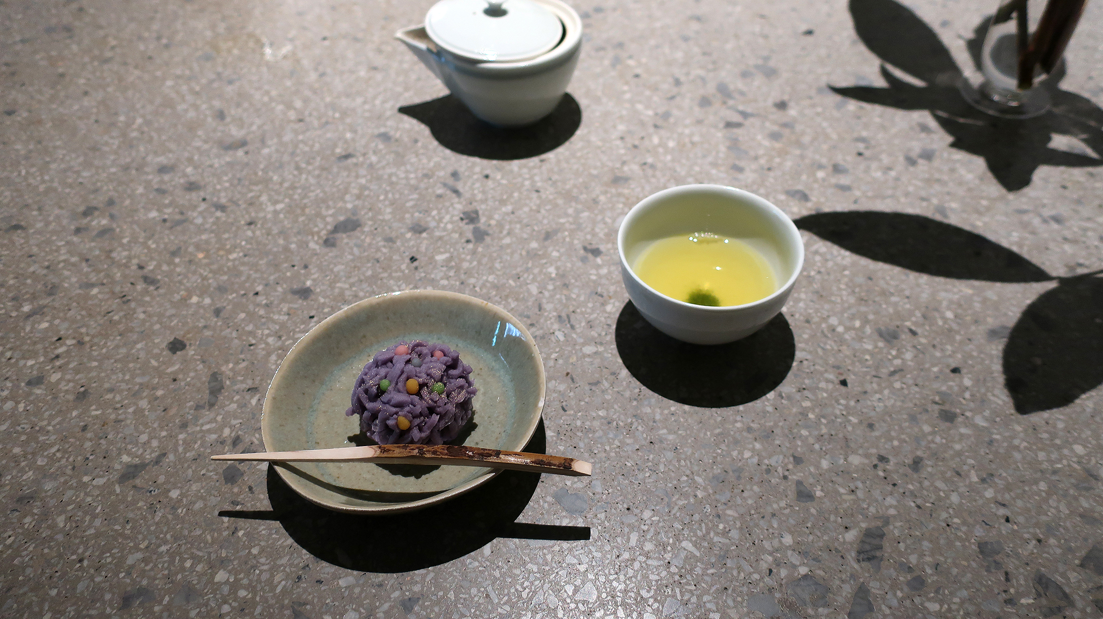 ザ・コンランショップ代官山　TEA BAR 聴景居