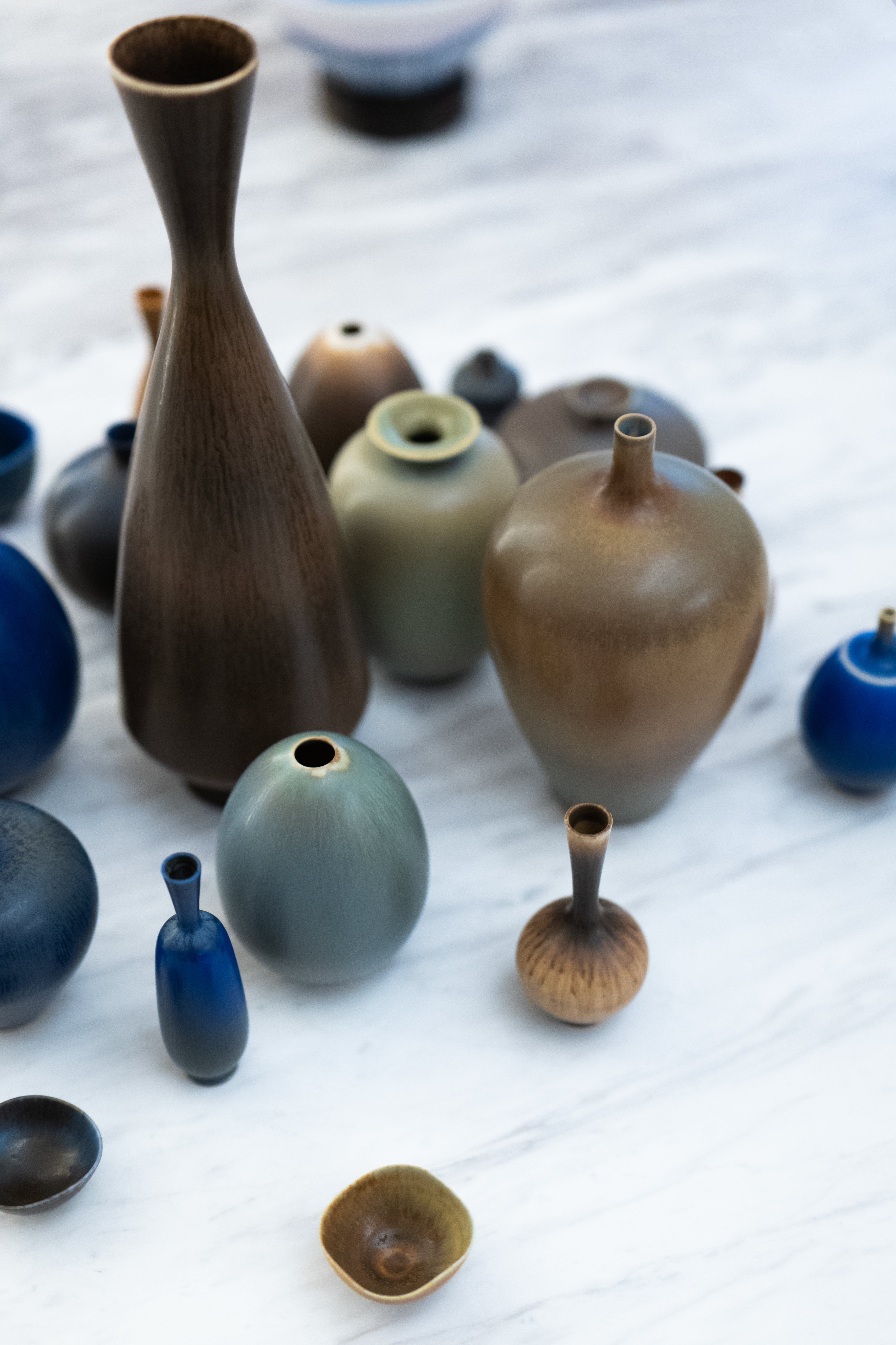 「Dialogues in Form 北欧陶芸とフレンチヴィンテージ」於 Art Salon SCÈNE